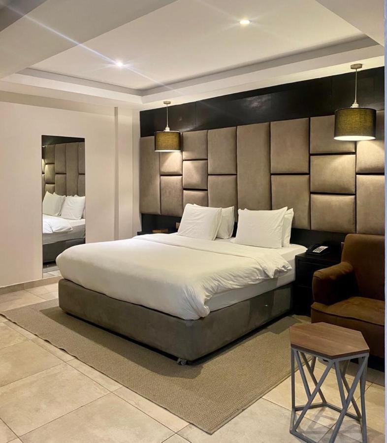 Joshesther Olive Hotel Ikeja Exteriér fotografie